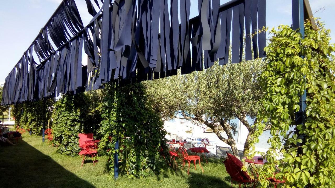 Seaeye Trogir Apartamento Exterior foto