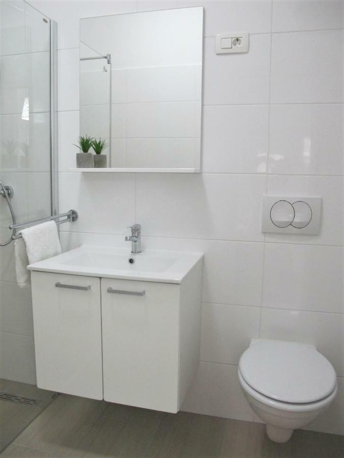Seaeye Trogir Apartamento Exterior foto